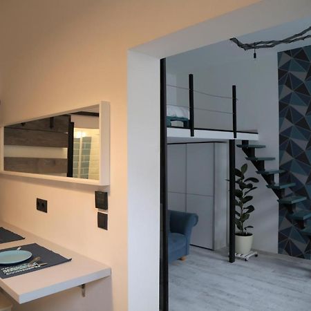 Sweety Blue Apartman Near Oktogon Budapest Ngoại thất bức ảnh