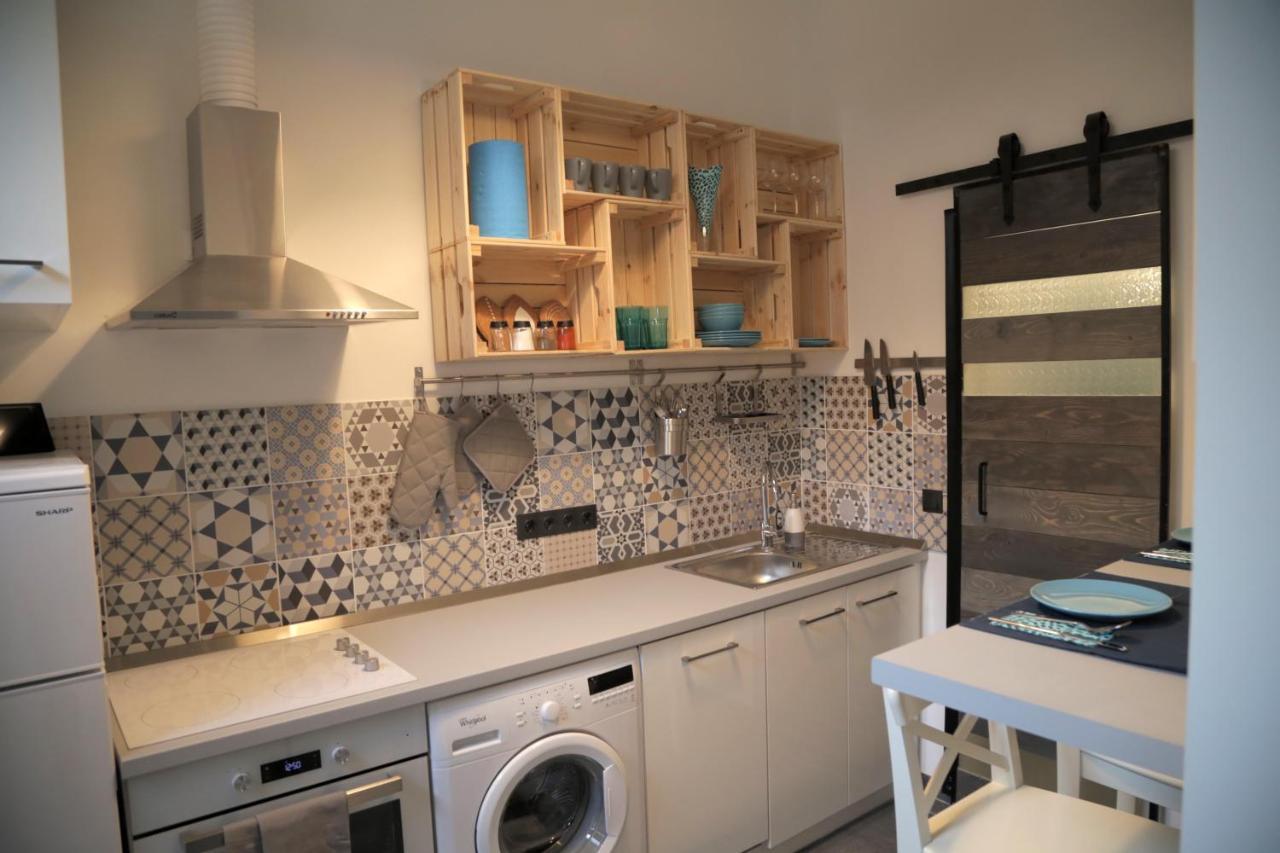 Sweety Blue Apartman Near Oktogon Budapest Ngoại thất bức ảnh